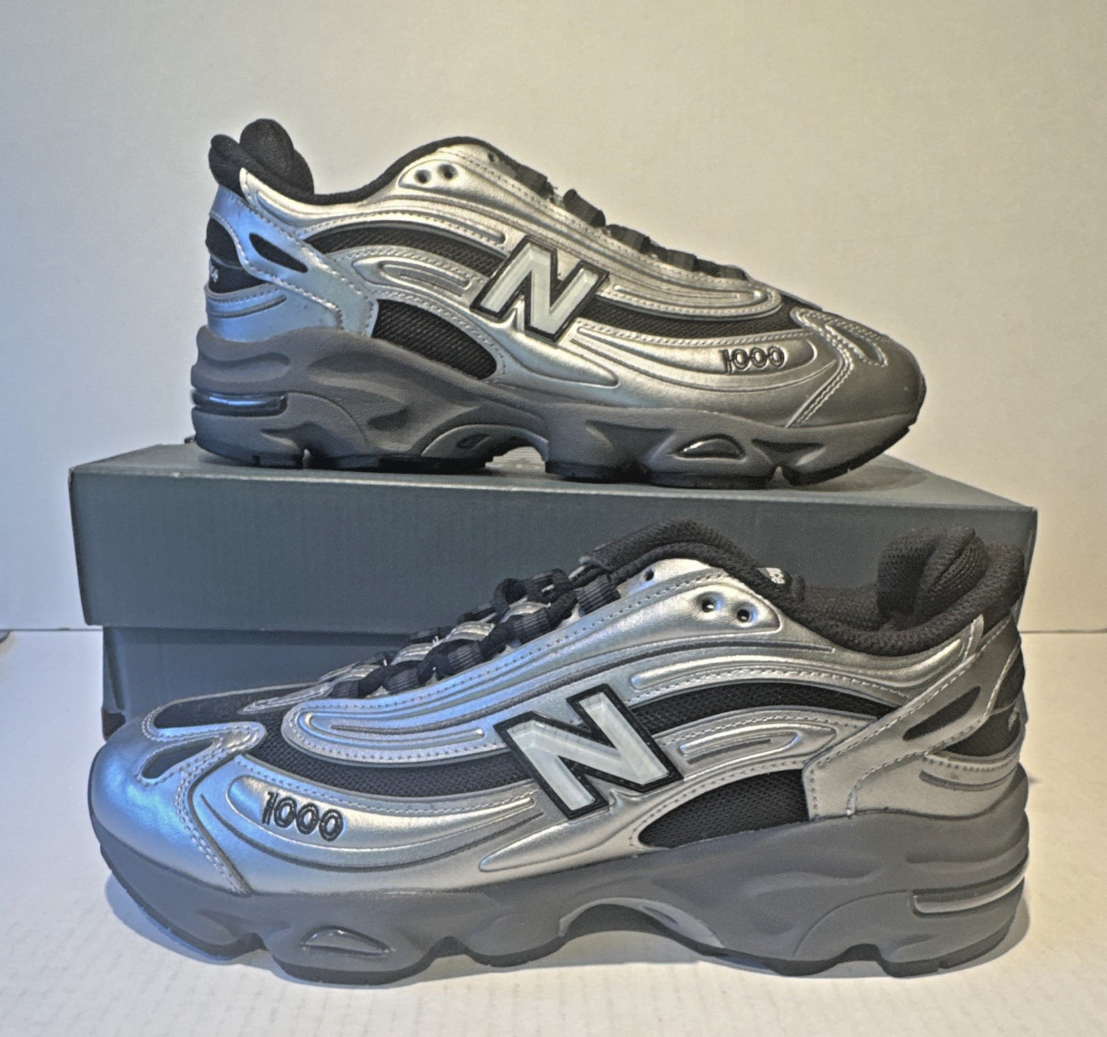 New Balance 1000 Grey Day 2025 Silver/Black Sneaker M1000EGR 9.5m