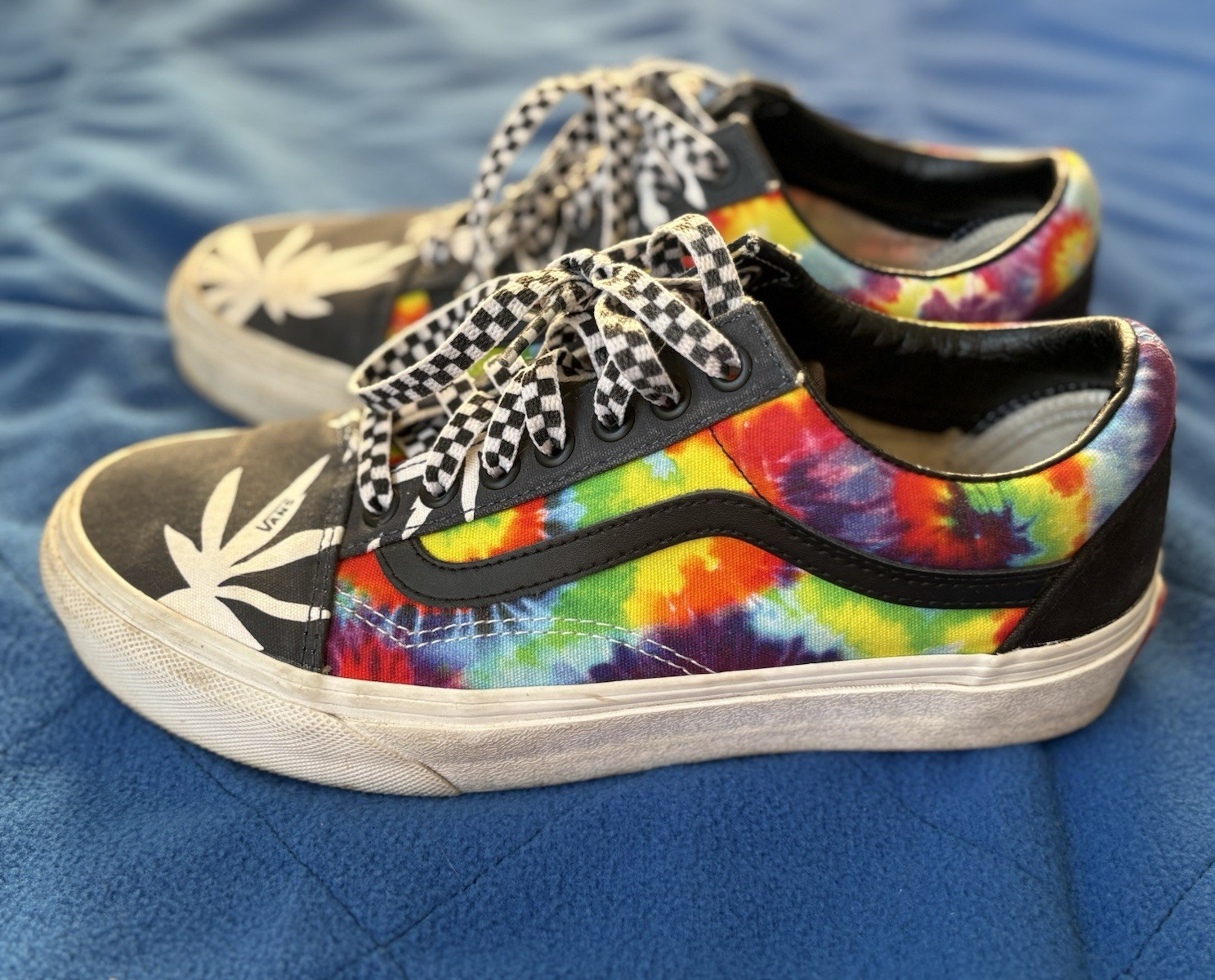 VANS Old Skool Unisex Low Top Canvas Lace-Up Sneakers Tie Dye Black/White