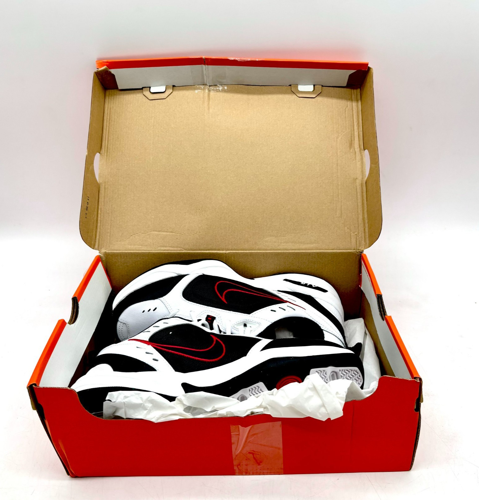 Nike Men’s White/Black AIR MONARCH IV Lace Up Running Shoes Size 9.5